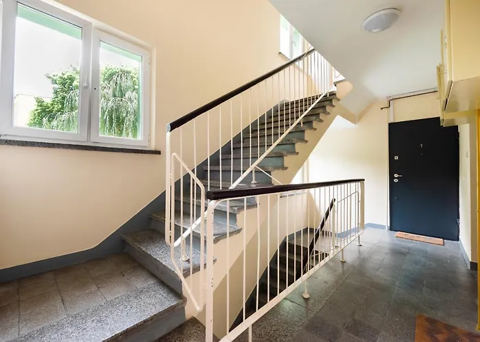 Wola Comfort #3 By Bookinghost